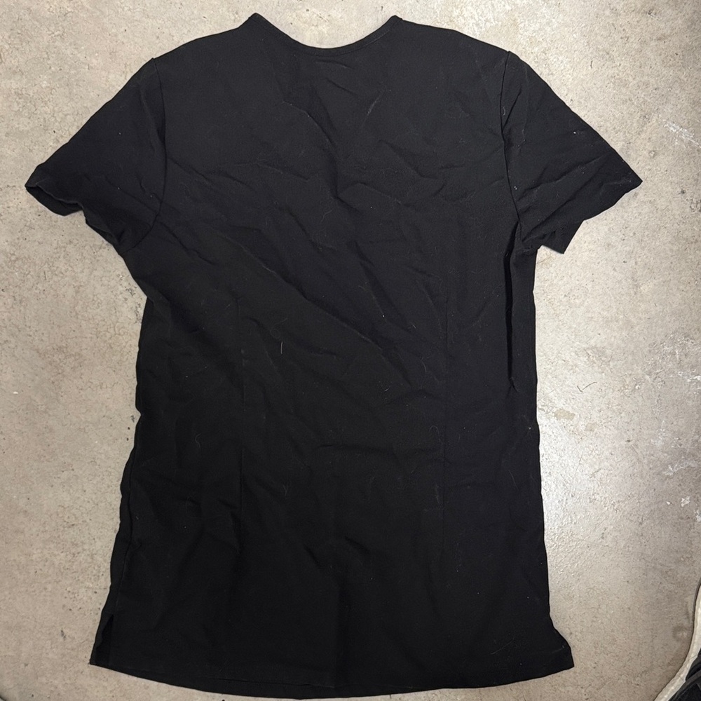 Figs Black V-Neck Scrub Top - Picture 3 of 3